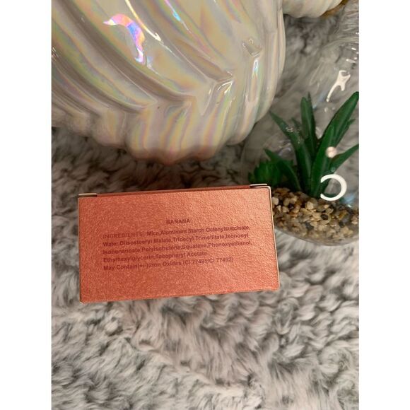 Pinklipps Banana Setting Powder - Picture 2 of 3